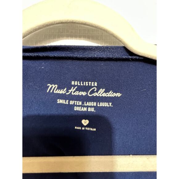 Hollister Must Have Collection Women's Blue Tie Dye Ombre Flowy Tee Size M - Picture 4 of 9